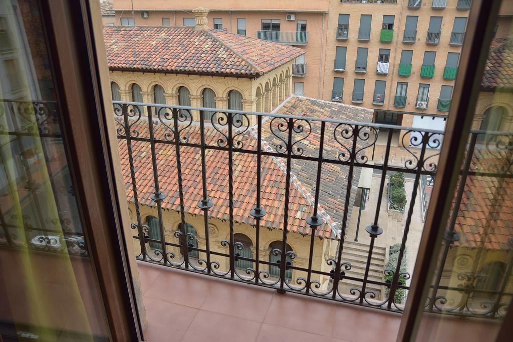 Casa Del Mercado Saragossa Exterior foto